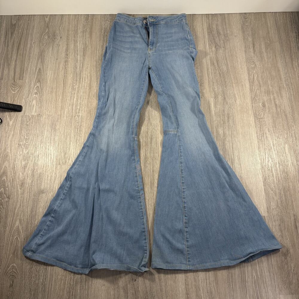 Free People Women's Just Float On Flare Jeans High Rise Blue Boho 70s W25R - Picture 2 of 7